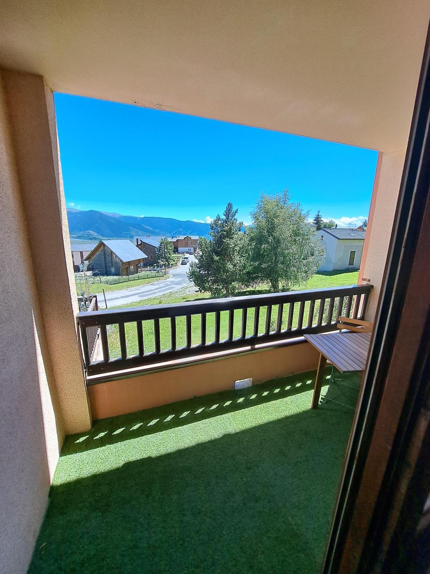 Studio Cabine 4 Couchages, Vue Face Aux Montagnes Font-Romeu-Odeillo-Via Buitenkant foto